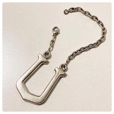 Cartier Autentico Logo C Argento Metallo Charm Portachiavi Logo Accessorio In... - Immagine 1 di 4