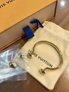 LOUIS VUITTON Jonck Studdy Bangle Size S Gold M64894 - Picture 1 of 11