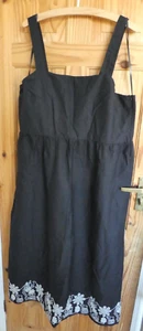 PRIMARK BLACK COTTON STRAPPY DRESS 20  ATMOSPHERE WHITE PATTERN TRIM  NEW - Picture 1 of 2