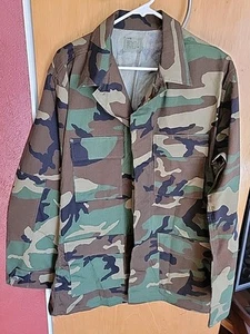 USGI BDU WOODLAND CAMO SHIRT Medium Long 8415-01-084-1648 - Picture 1 of 4