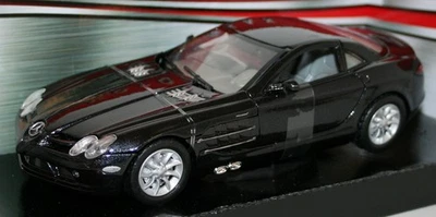 MotorMax 1/24 Scale Metal Model 73306 Mercedes Benz SLR McLaren - Black - Image 1 of 3