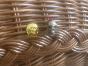 MOTORCYCLE BIKER 1 SKULL W/Ruby Stone PEWTER PIN ALL NEW.