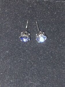 TOP QUALITY 6mm Swarovski Crystal Blue/grey Round Stud Silver Plated Earrings 