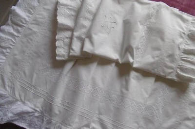 1 drap + 1 taie de mariage avec DENTELLE bel ENTREDEUX et PLIS PLATS - Photo 1/4