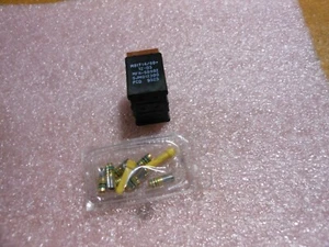 AMPHENOL TERMINAL JUNCTION W/CONTACTS # M81714/60-12-03  # SJM012300 DUAL MKT - Picture 1 of 5