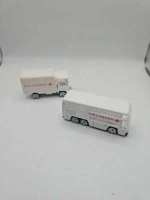 Camión de carga tijeras para autobús y servicio de comida Realtoy Air Canada escala 1/64 diecast Foto 1 de 4