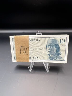 Indonesia 10 SEN 1964.  (100 Pcs) UNC Lot 1 BUNDLE Indonesian PACK NOTE - Image 1 of 2
