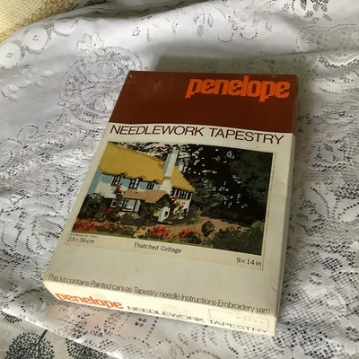 Vintage Penelope Needlework Tapestry  Thatched cottageMade In England 23x36cm - Image 1 of 4