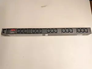 APC AP9572 Basic Rack-PDU-no power chord 78-2 - Picture 1 of 2