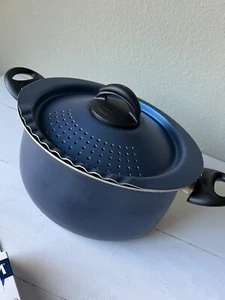 Bialetti 5.5 Quart Pasta Pot with Strainer Lid, Blue – Elongated Oval Pot - Picture 1 of 17