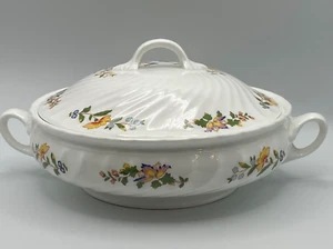 Aynsley Cottage Garden Round Covered Bowl Vegetable Serving Garden Flowers - Picture 1 of 4