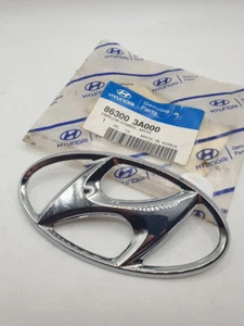 Genuine Hyundai Rear Emblem Badge (863003A000) - Picture 1 of 1