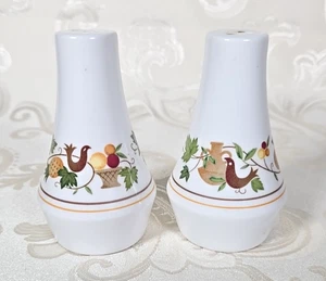 Noritake Progression Homecoming Salt & Pepper Shakers 2 & 3 holes 4" high - Picture 1 of 6