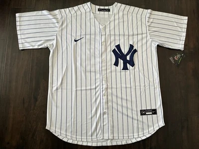 ⭐NUEVA Camiseta New York NY YANKEES Aaron JUDGE BLANCA Rayas/MLB COSIDA #99 Foto 1 de 4
