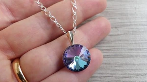 Collana con ciondolo in cristallo Swarovski rivoli color "Crystal vitrail light" - Foto 1 di 5