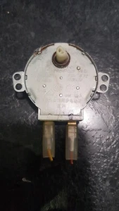 MICROWAVE OVEN ASDA GDM301W-16 Spare Parts -SYNCHRONOUS MOTOR - Picture 1 of 2