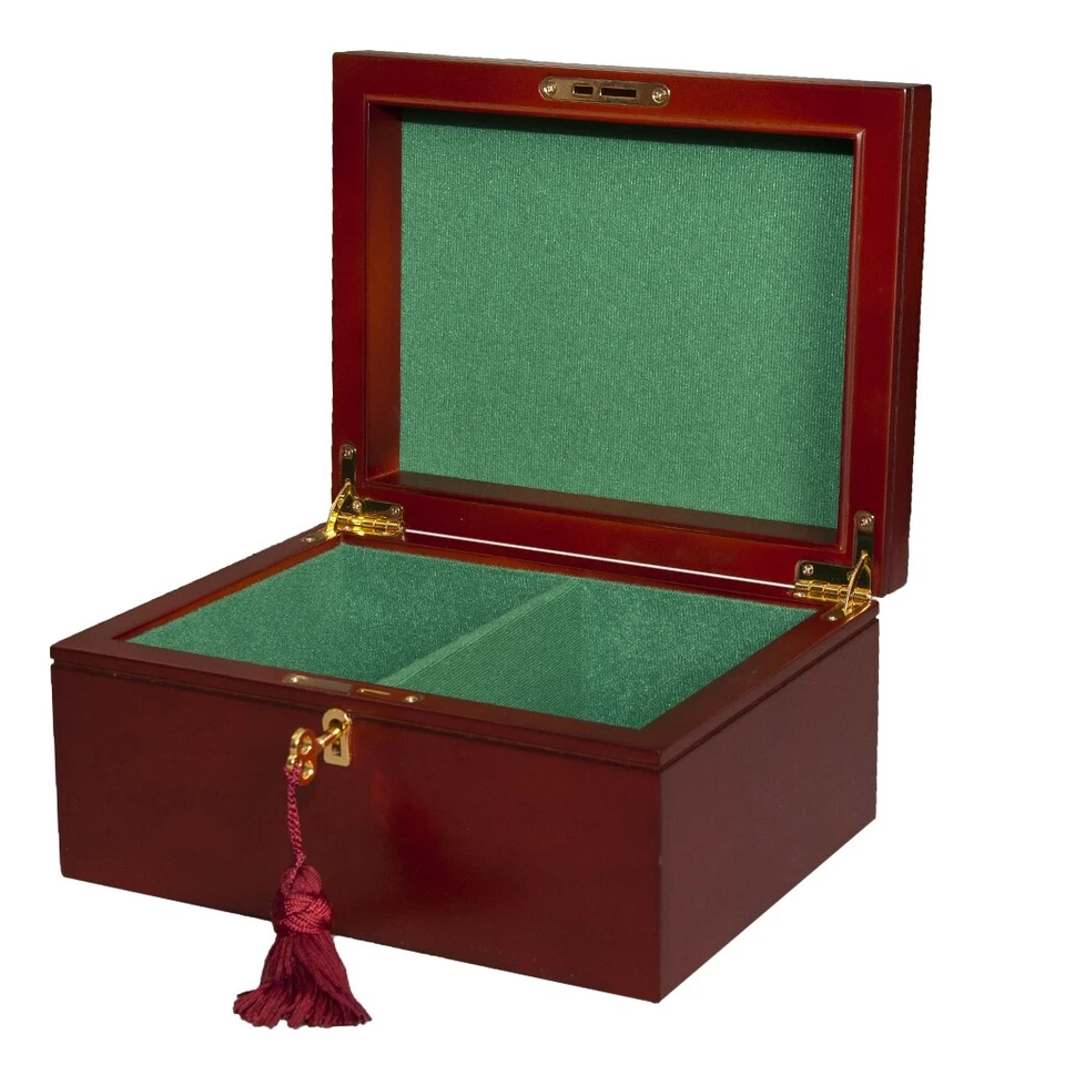 Premium Chess Box - Mahogany - With House of Staunton Logo - Image 1 of 1