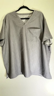 Fabletics Gray Scrub Top Size 3X - Image 1 of 3