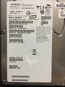 Hitachi HUS103030FLF210 300GB 10K FC Disk Drive Engenio Part number 17932-02 - Picture 1 of 1