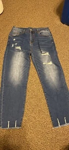 Woman’s Blue Jeans - Picture 1 of 5