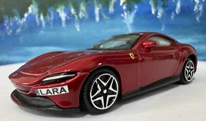 Targa Nome Personale Ferrari Roma 1:43 Modellino Diecast - Idea Regalo Ragazzo Uomo Ragazza - Foto 1 di 10