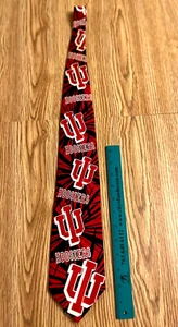 BEAUTIFUL ONE-OF-A-KIND MEN'S 'INDIANA HOOSIERS' NECKTIE - RARE & MINT! - Picture 1 of 6