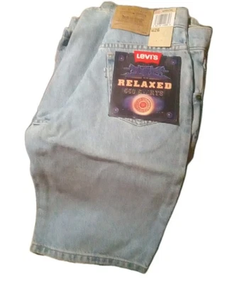 Pantalones Cortos Levis 550 Estudiante Talla 26 Calce Relajado Azul Denim Vintage Años 90 Con Etiqueta Skatr Foto 1 de 4