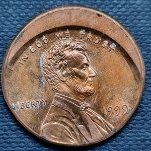 1999 Lincoln Memorial Cent 1c ERROR Off Center Uncirculated #93801 - Picture 1 of 2