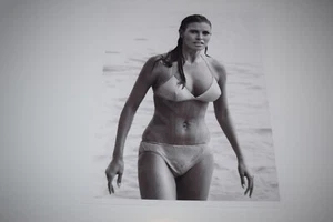 Raquel Welch Pinup 8x10 Hochglanz Foto vollbusig sexy wunderschön Dekolleté 1636 - Bild 1 von 1