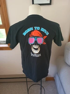 Camiseta vintage de una sola puntada nacida para bucear visión marina etiqueta de yunque grande hecha en EE. UU. - Imagen 1 de 13