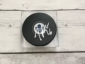 Tyler Bozak Signed Toronto Maple Leafs Hockey Puck Autographed NHL a - Picture 1 of 1
