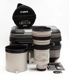 Canon EF 300mm 300 f/2.8L f/2.8 f2.8L f2.8 L IS USM - Sharp & Fast! USA - Picture 1 of 9