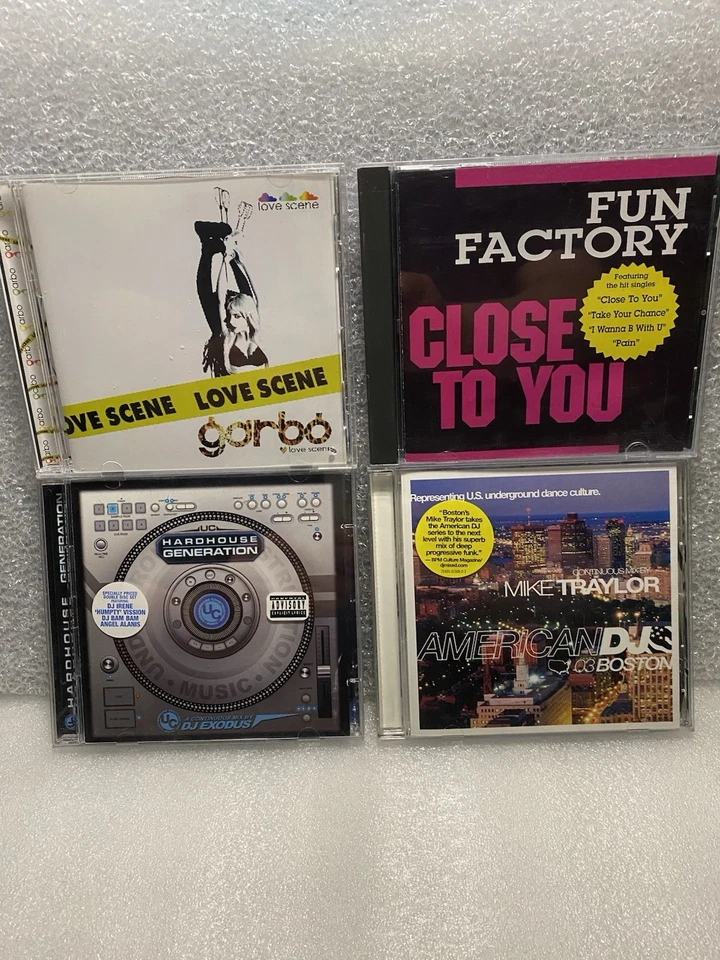 Mixed Audio CDs - Lot of 4 - DJ/Dance/Club Music - Rare - VG ++ Condition Foto 1 de 4