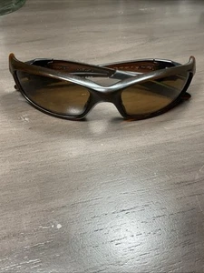 Occhiali da sole Oakley vintage anni 90 giacca dritta bronzo opaco unisex made in USA - Foto 1 di 10
