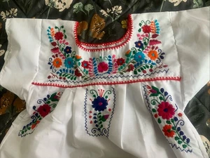 Mexican Campesina Peasant Dress Floral Embroidered Girls 8 - Picture 1 of 9