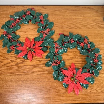 Juego de 2 coronas de Navidad de plástico vintage de acebo verde rojo 12 pulgadas Foto 1 de 4