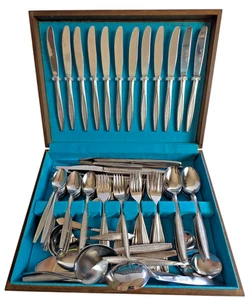 CUSTOM DESIGNS Stainless {91 pc.} Flatware Set CUD3 with Case Service for 12 - Picture 1 of 6