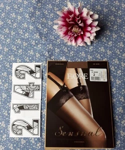 Fiore Romance O4006 Stockings in Tan 20 denier Size 2 Modern Classics BNIP - Picture 1 of 3