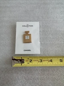 Chanel Beauté N.5 Chanel small golden brooch. Brand New. Great Collection 🥰😍 - Picture 1 of 5