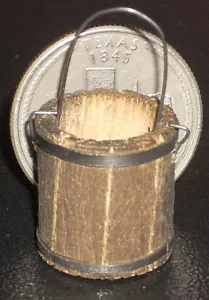 Cubo de madera occidental envejecido miniatura para casa de muñecas 1:12 mexicano WO1909 (2) - Imagen 1 de 2