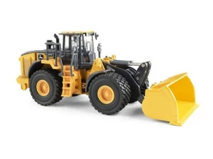 John Deere 904 P-Tier Wheel Loader Diecast 1:50 Scale Model - ERTL 45904 - Picture 1 of 1