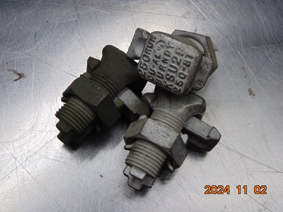 LOT OF 3 NEW  Burndy KS29 R-250 T8-250 50-120 Split Bolt Connector - Image 1 of 1