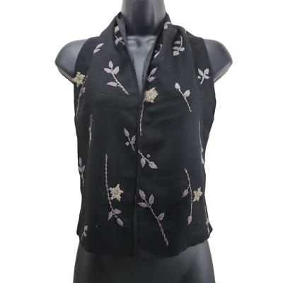Bufanda de lana Echo negra bordada floral 8/46" Foto 1 de 4