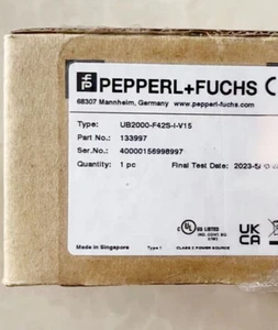 1PCS New In Box PEPPERL+FUCHS UB2000-F42S-U-V15 ultrasonic sensor Fast Shipping - Picture 1 of 2
