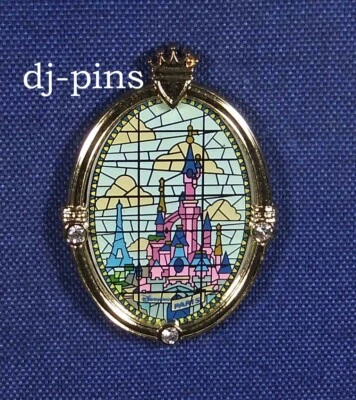 Prendedor Disneyland París Castillo de la Bella Durmiente Disney 38453 Foto 1 de 2