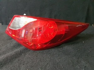 2014 Hyundai Sonata Rear,Right Halogen TailLight - Picture 1 of 8