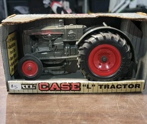 ERTL Case Model L Tractor 1/16 Scale - In Original Packaging - Picture 1 of 7