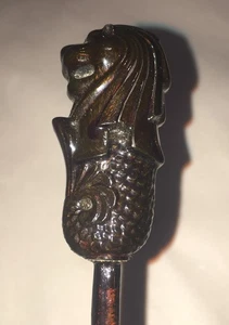 Lions Head Wooden Back Scratcher Decorative - Picture 1 of 7