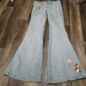 Free People Super Flare Jeans Womens W25 Blue Denim Bell Bottom Discolored - Picture 1 of 24