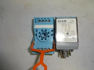 Releco S2-B Cube Relay 8 Pin Round Base w C2A20 120 Volt Coil - Picture 1 of 6